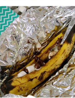 Bananenbootje met choco en smore